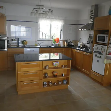 'casa Do Gabriel' Spacious Madeirian With Private Garden And Ocean View